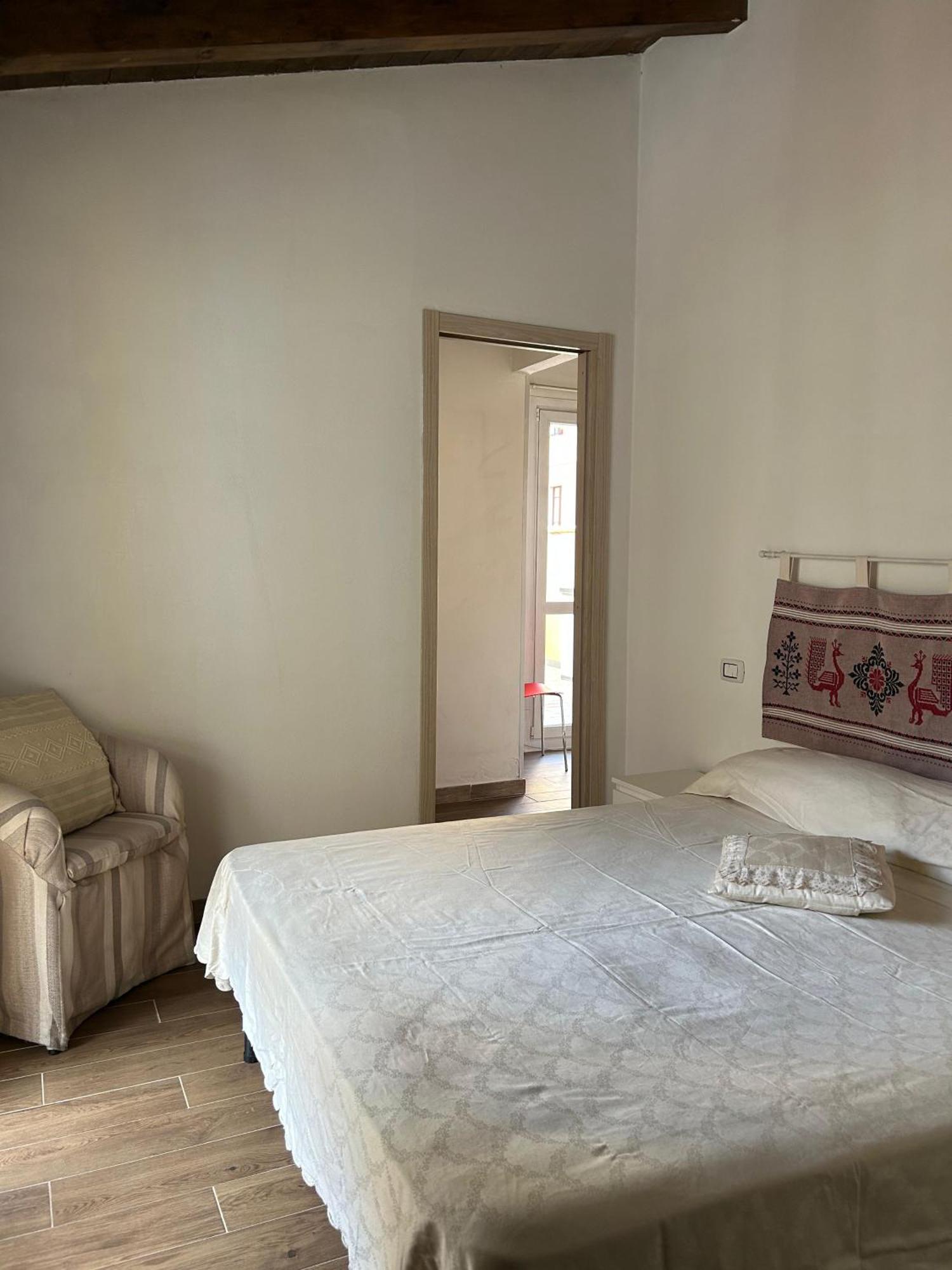 Appartamento Con Terrazzo Privato E Netflix Cagliari Buitenkant foto