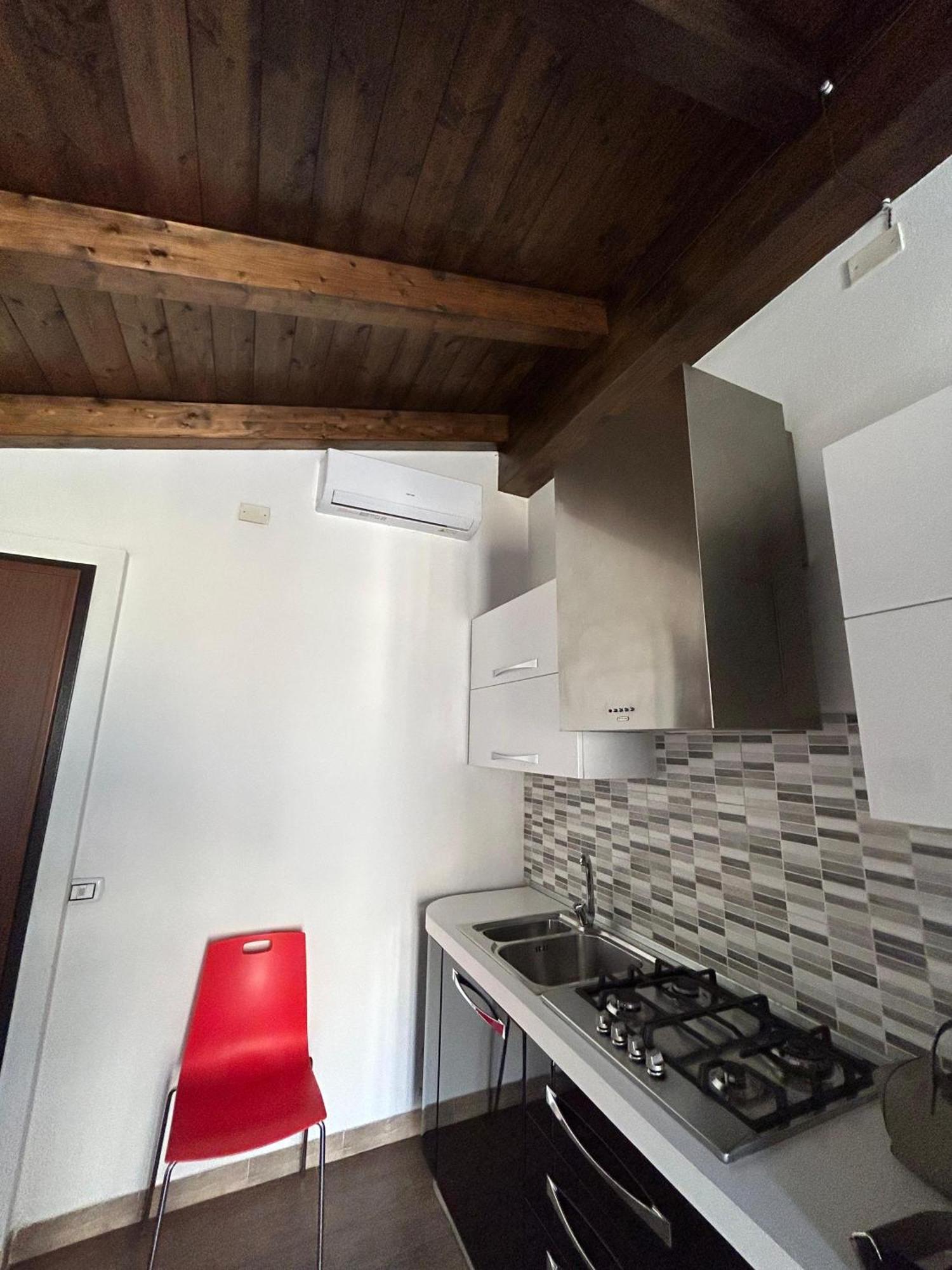 Appartamento Con Terrazzo Privato E Netflix Cagliari Buitenkant foto