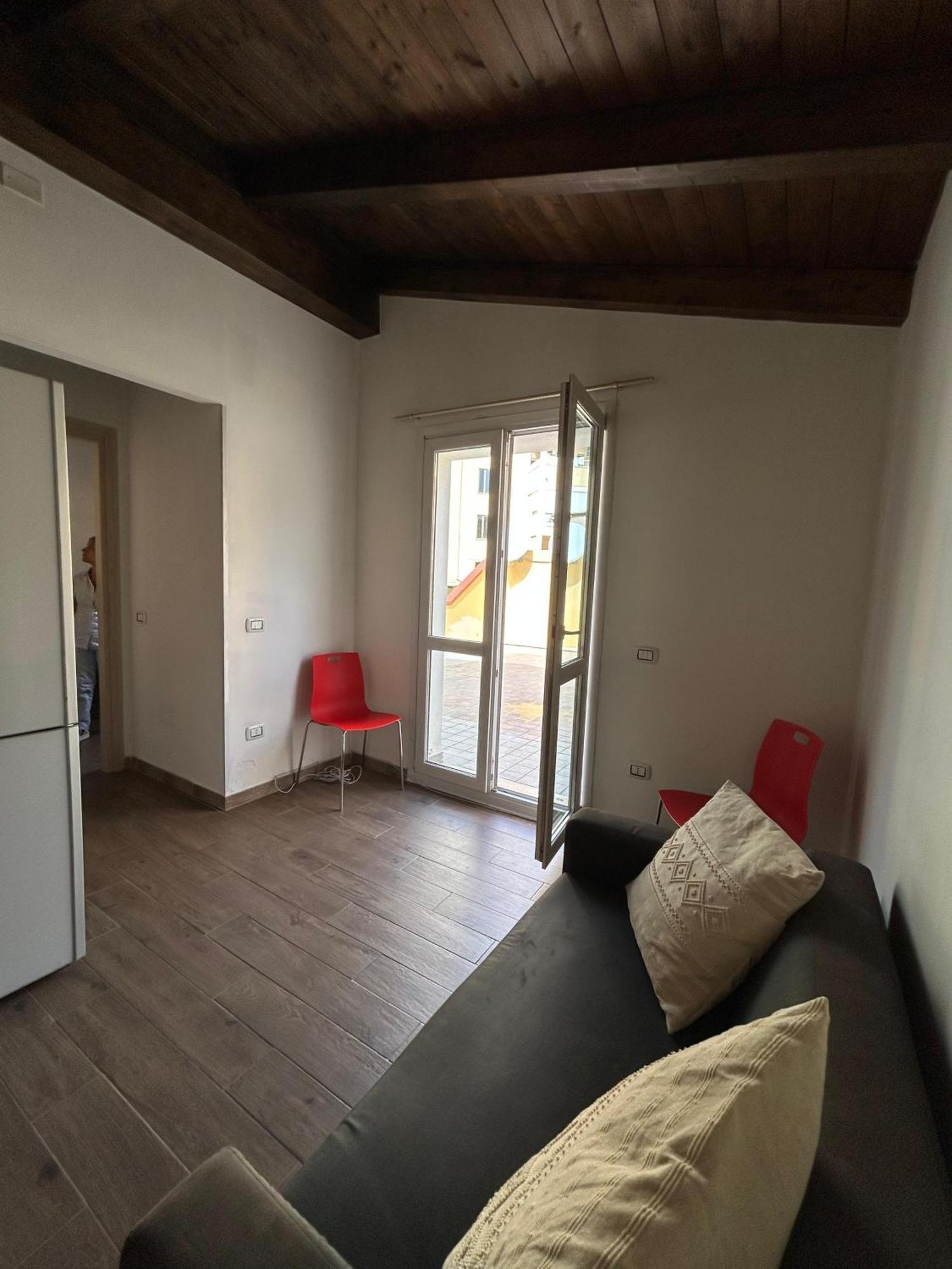 Appartamento Con Terrazzo Privato E Netflix Cagliari Buitenkant foto
