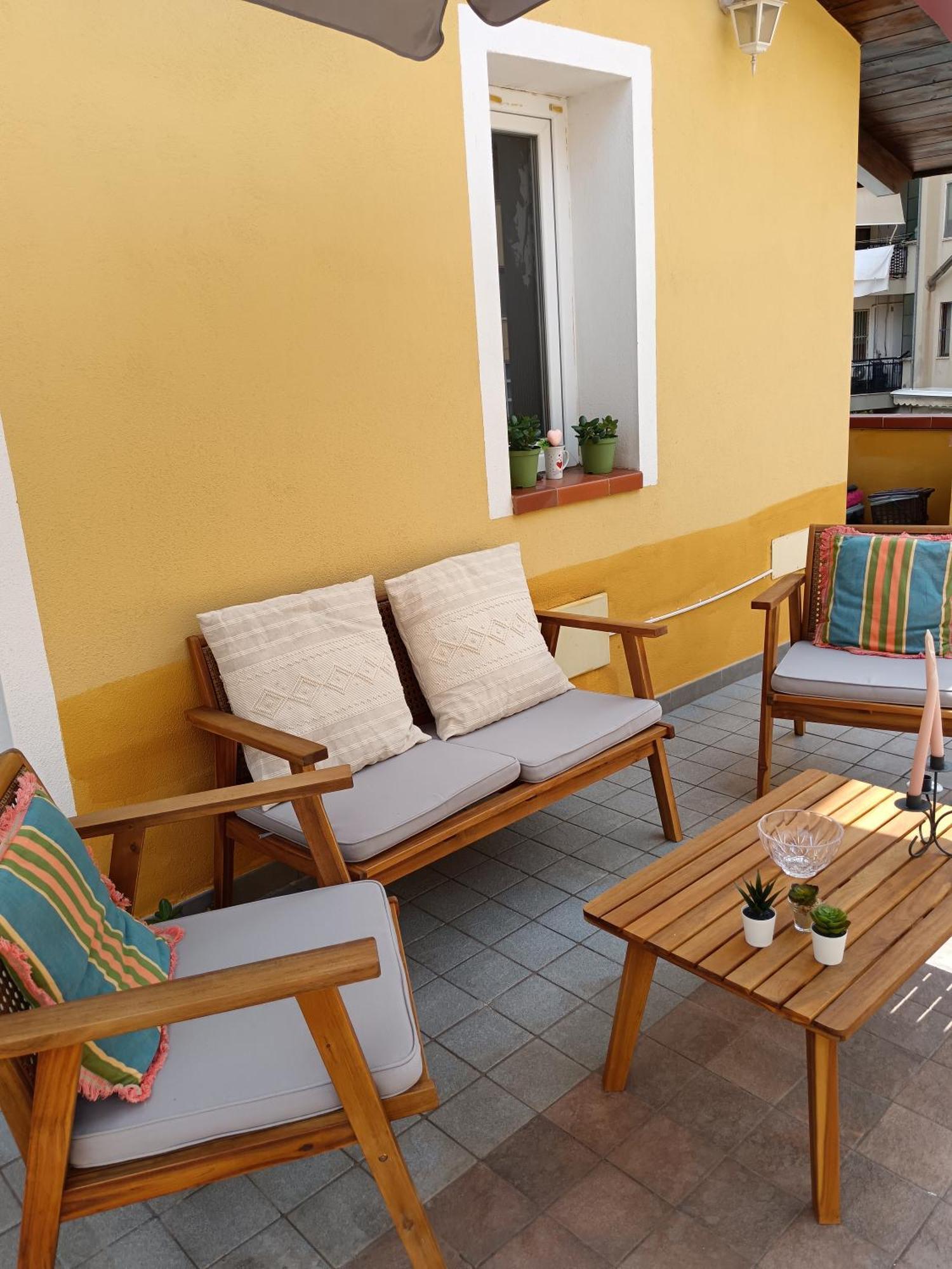 Appartamento Con Terrazzo Privato E Netflix Cagliari Buitenkant foto