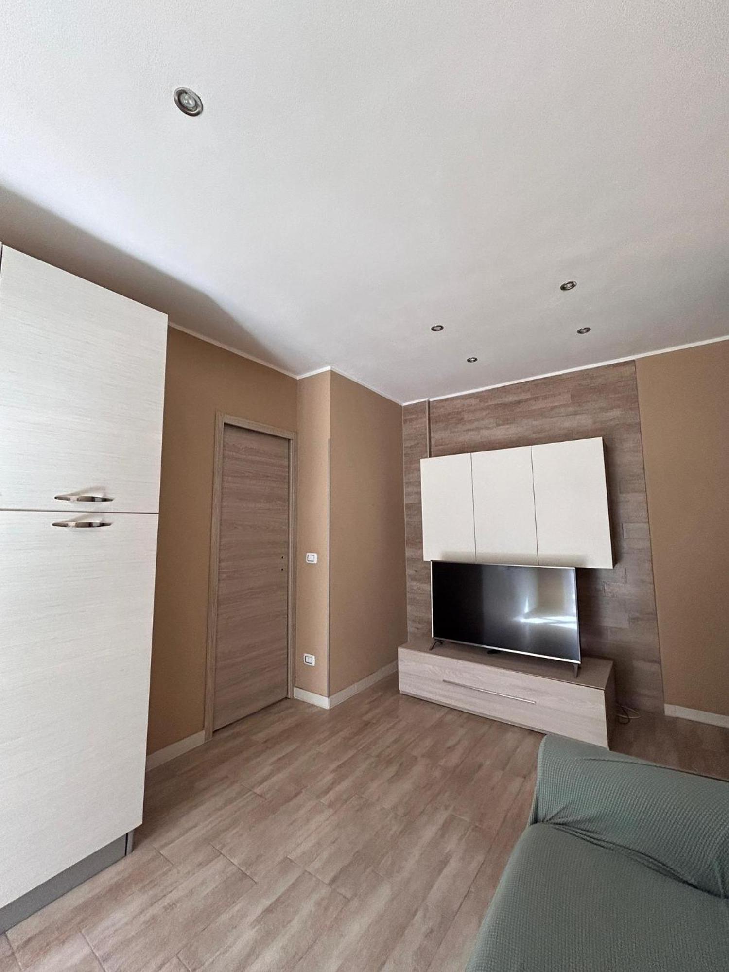 Appartamento Con Terrazzo Privato E Netflix Cagliari Buitenkant foto