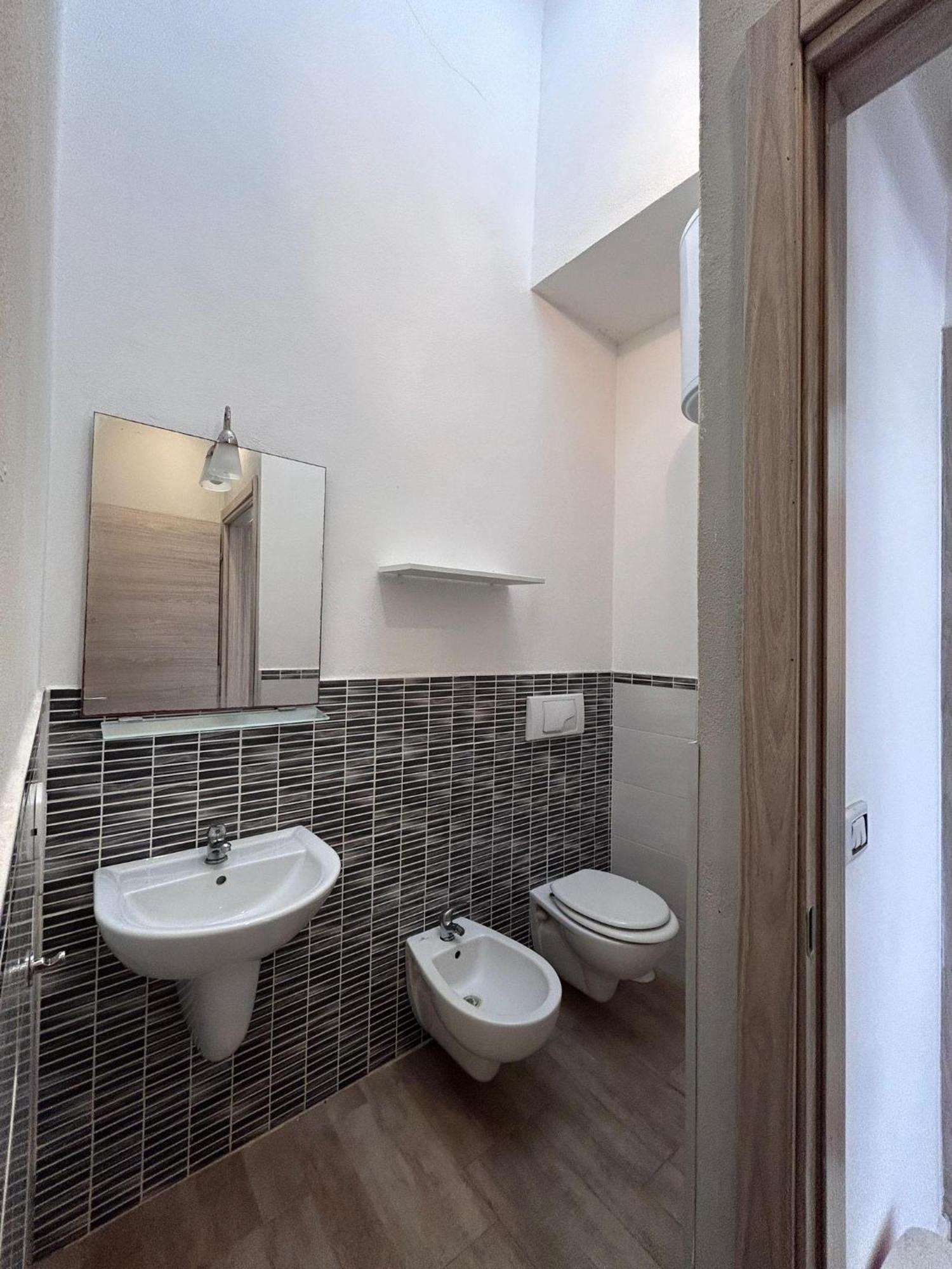 Appartamento Con Terrazzo Privato E Netflix Cagliari Buitenkant foto