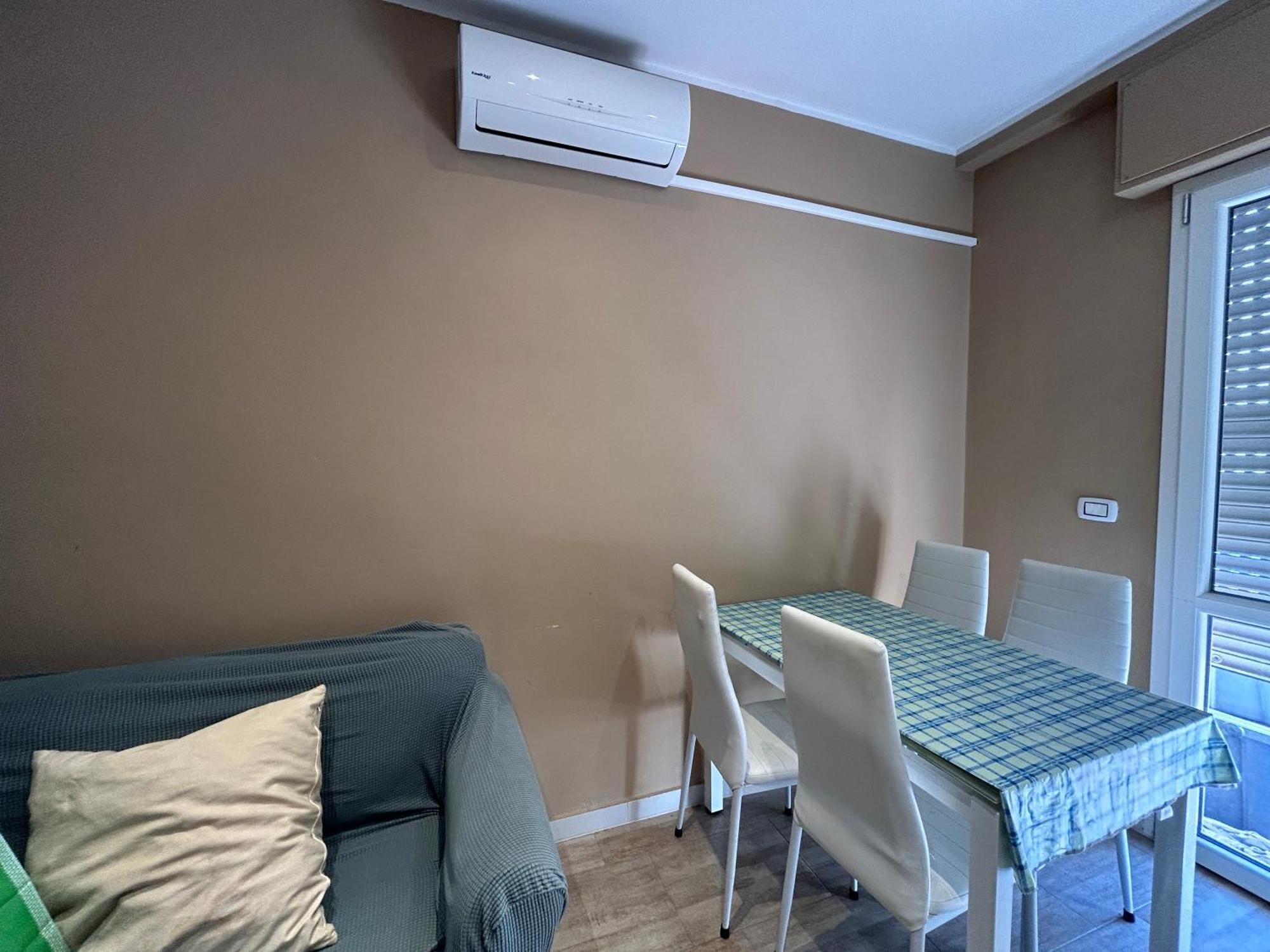 Appartamento Con Terrazzo Privato E Netflix Cagliari Buitenkant foto