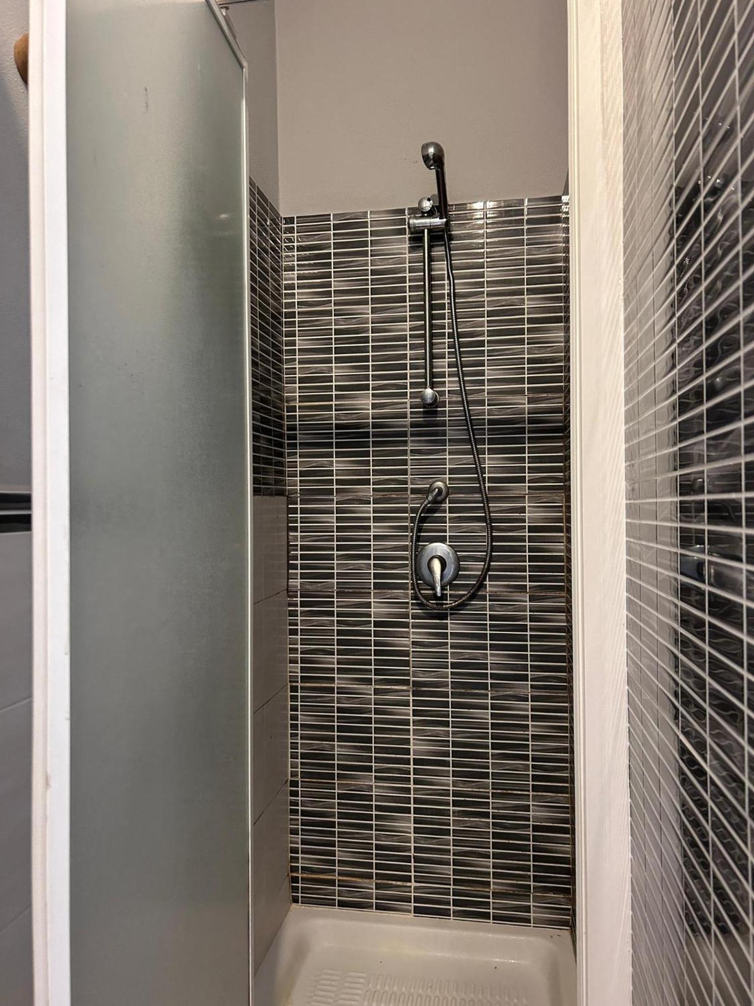 Appartamento Con Terrazzo Privato E Netflix Cagliari Buitenkant foto